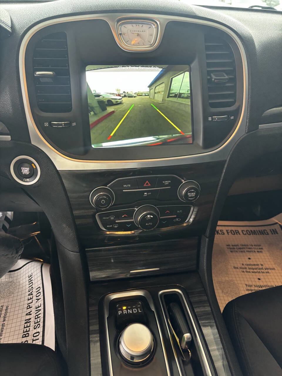 Used 2019 Chrysler 300 Touring image 10