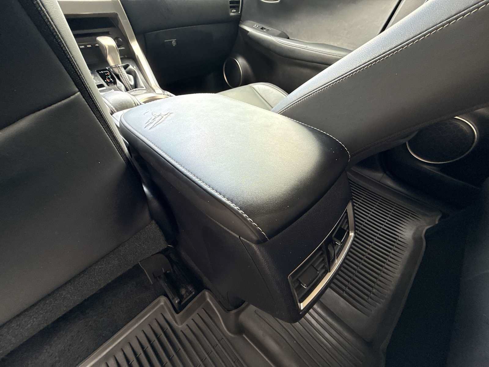 Used 2015 Lexus NX 200t FWD image 21