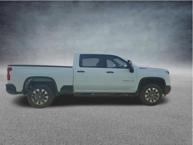 Used 2024 Chevrolet Silverado 2500 Custom w/ Custom Value Package AWD/4WD image 10