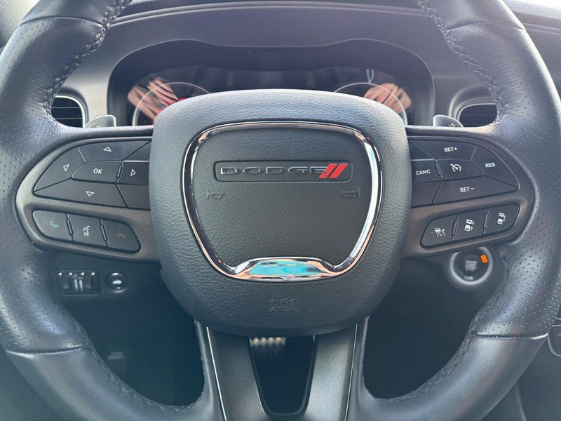 Used 2023 Dodge Charger R/T w/ Technology Group image 17