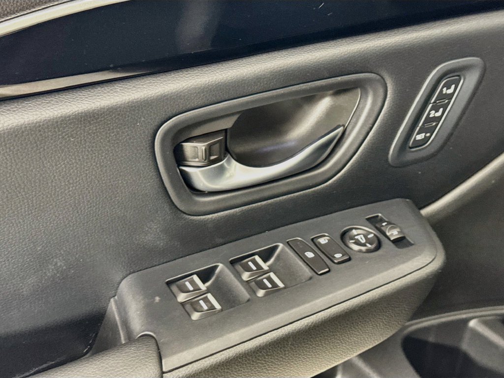 Used 2024 Honda Pilot Touring image 24