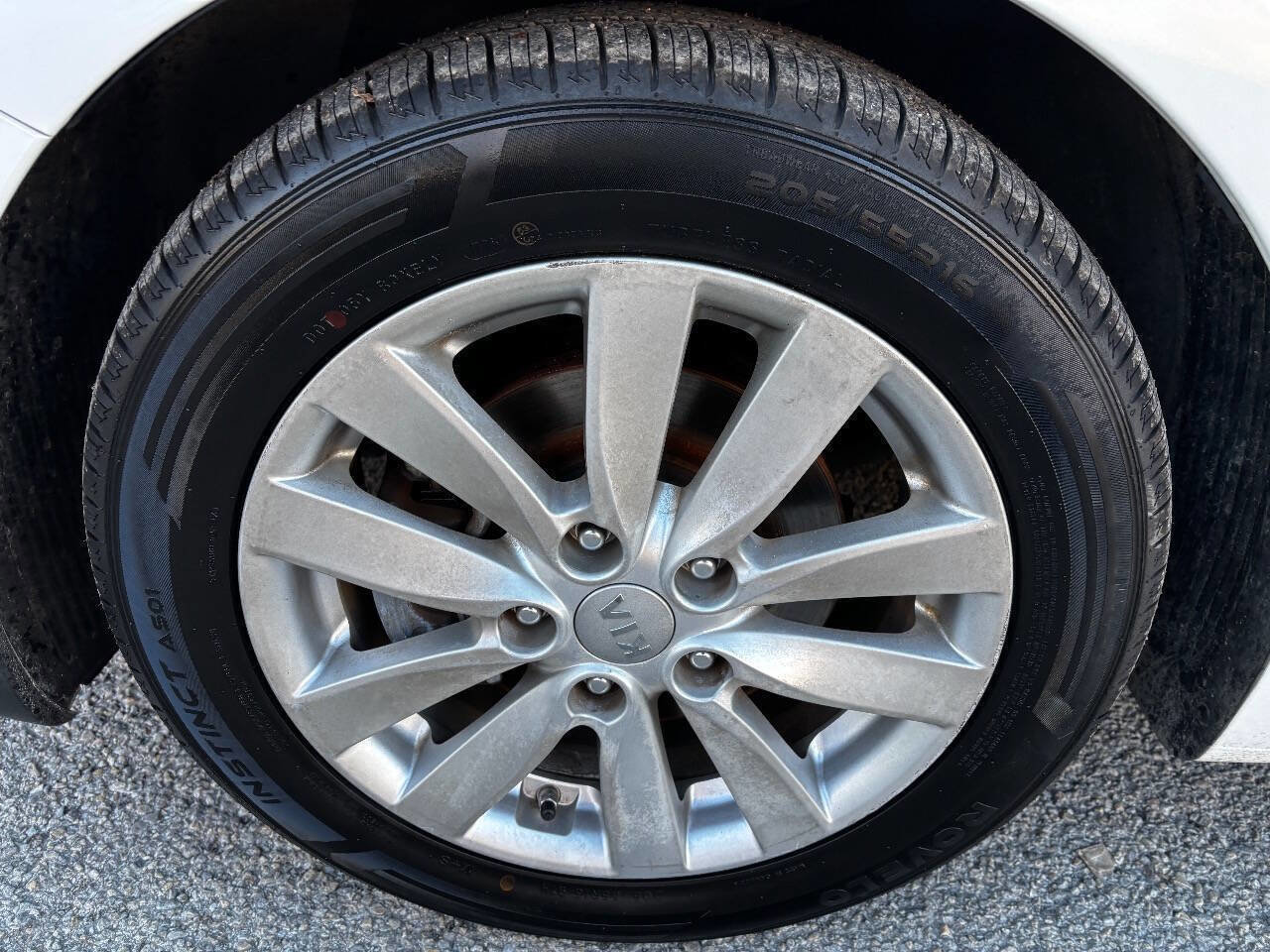 Used 2014 Kia Forte EX image 28