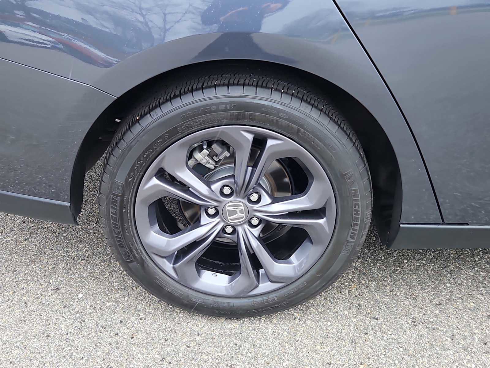 Used 2023 Honda Accord EX image 4