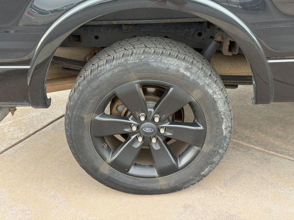 Used 2014 Ford F150 FX4 w/ Equipment Group 402A Luxury image 7