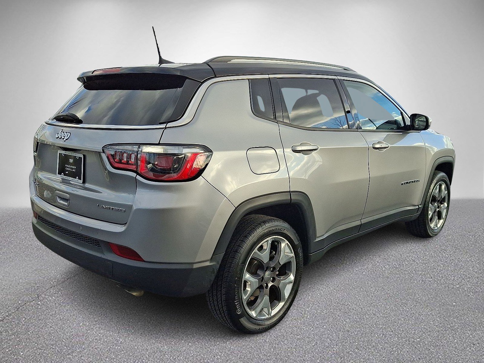 Used 2019 Jeep Compass Limited w/ Safety & Security Group image 6