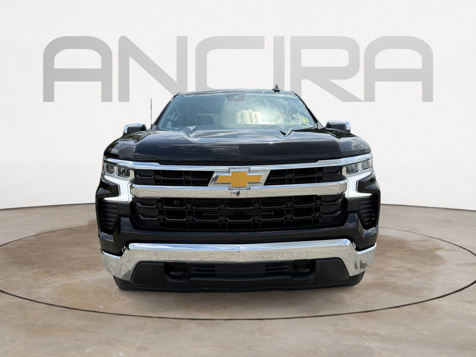 Used 2024 Chevrolet Silverado 1500 LT image 4