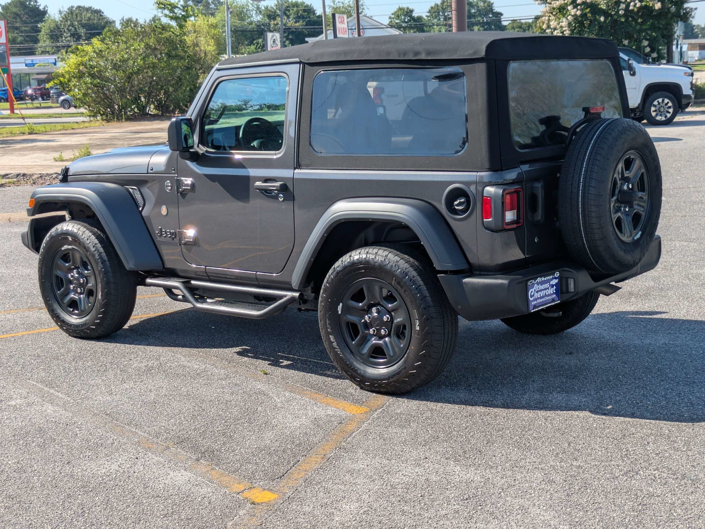 Used 2024 Jeep Wrangler Sport AWD/4WD image 6