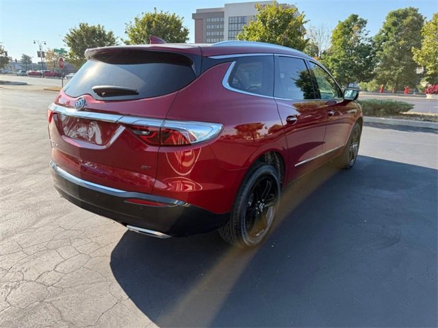 Used 2023 Buick Enclave Essence w/ Sport Touring Edition image 8
