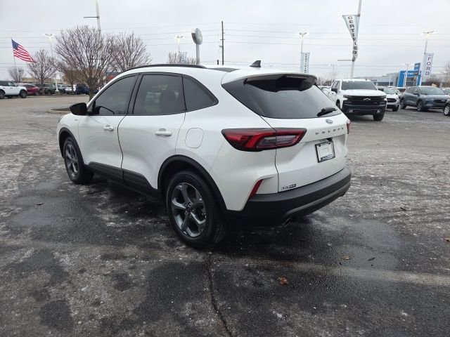 Certified 2025 Ford Escape ST-Line w/ Tech Pack #1 image 12