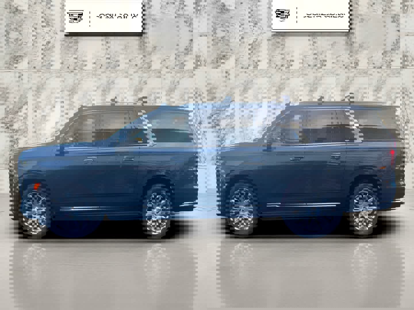 Used 2021 Cadillac Escalade ESV Premium Luxury Platinum image 2