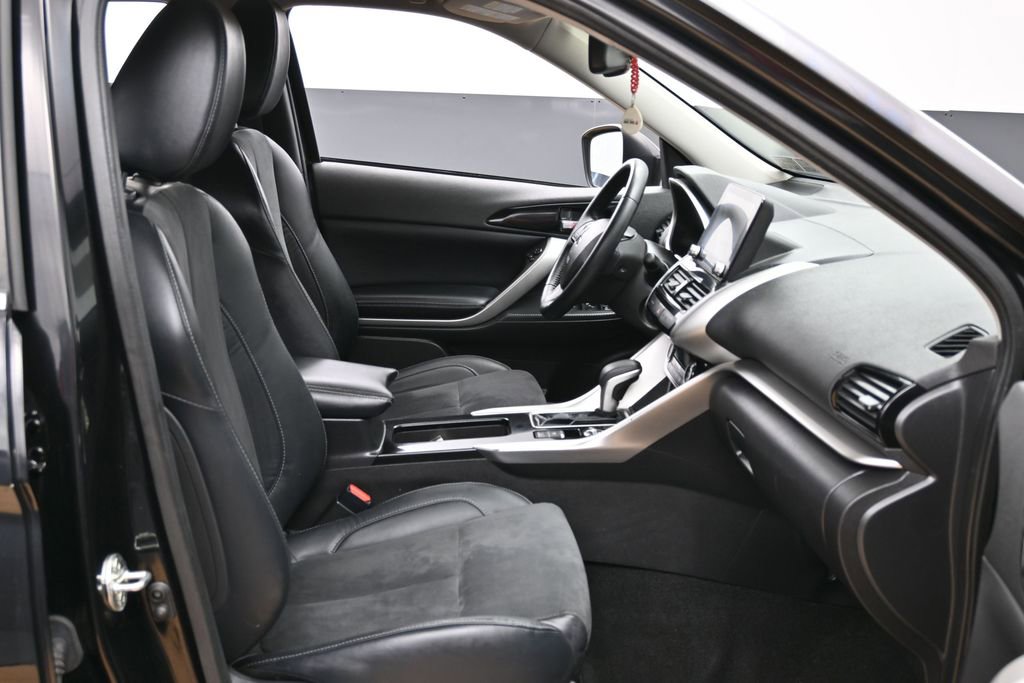 Used 2023 Mitsubishi Eclipse Cross SE AWD/4WD image 35