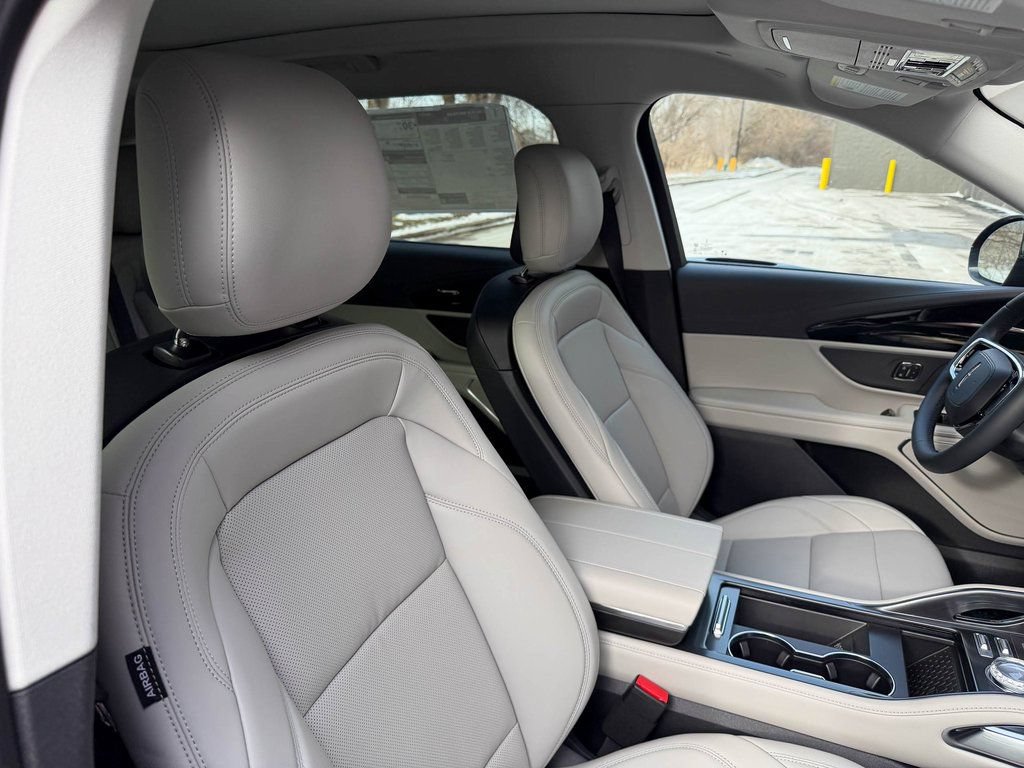 New 2026 Lincoln Nautilus Premier w/ Equipment Group 102A AWD/4WD image 25