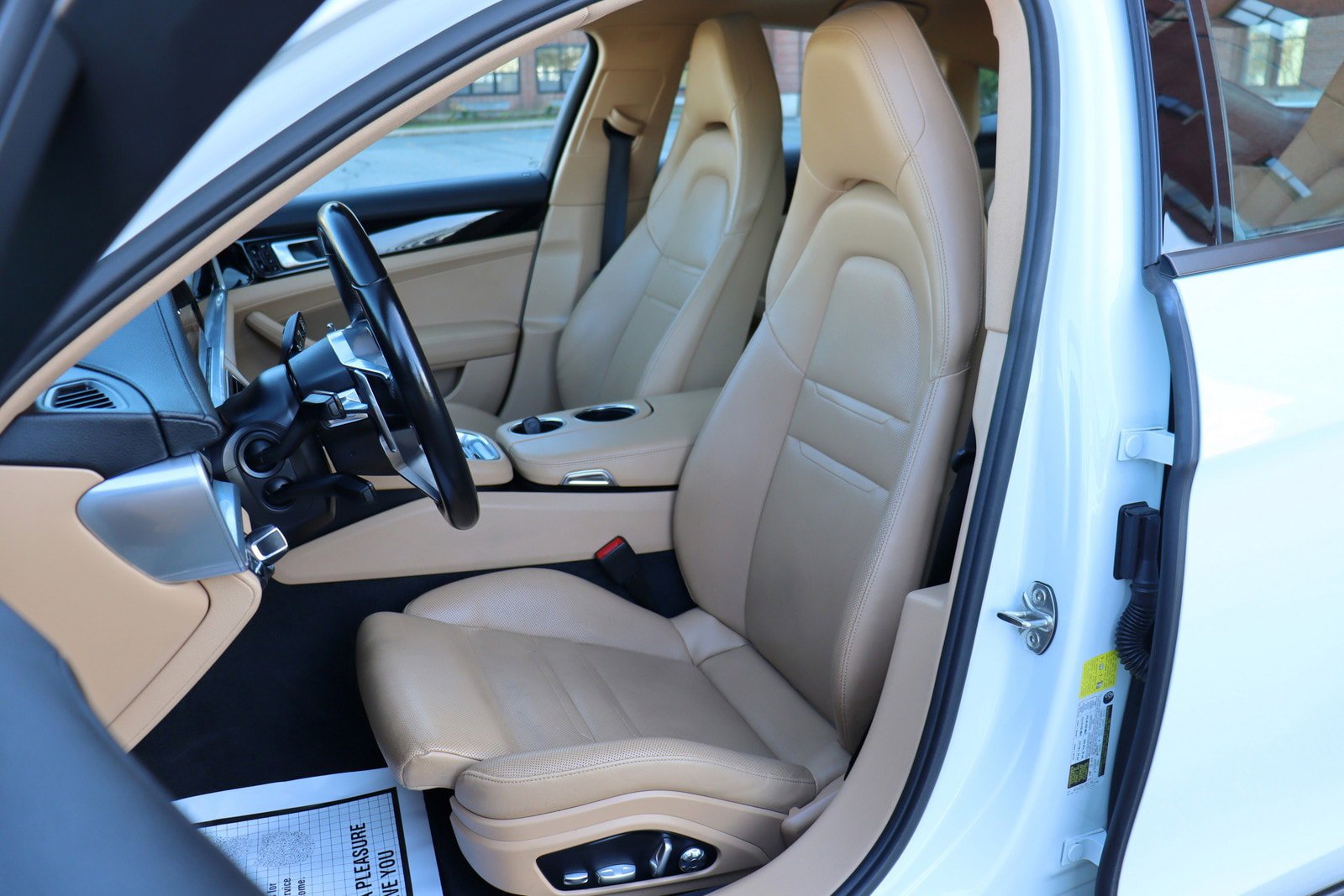 Used 2018 Porsche Panamera 4 w/ Premium Package Plus AWD/4WD image 13