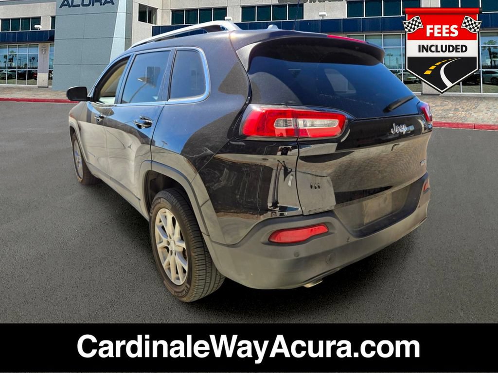 Used 2017 Jeep Cherokee Latitude w/ Comfort/Convenience Group FWD image 3