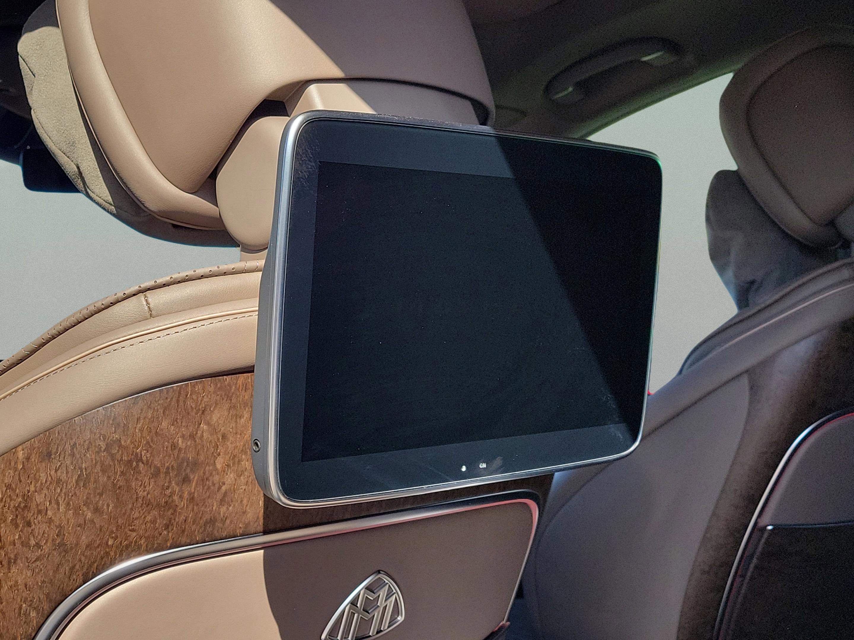 Used 2024 Mercedes-Benz Maybach EQS 680 4MATIC image 15