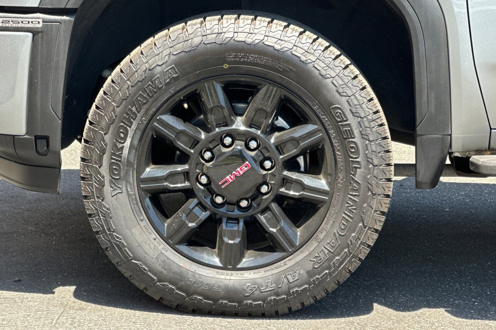 Used 2024 GMC Sierra 2500 AT4 w/ AT4 Premium Plus Package AWD/4WD image 28