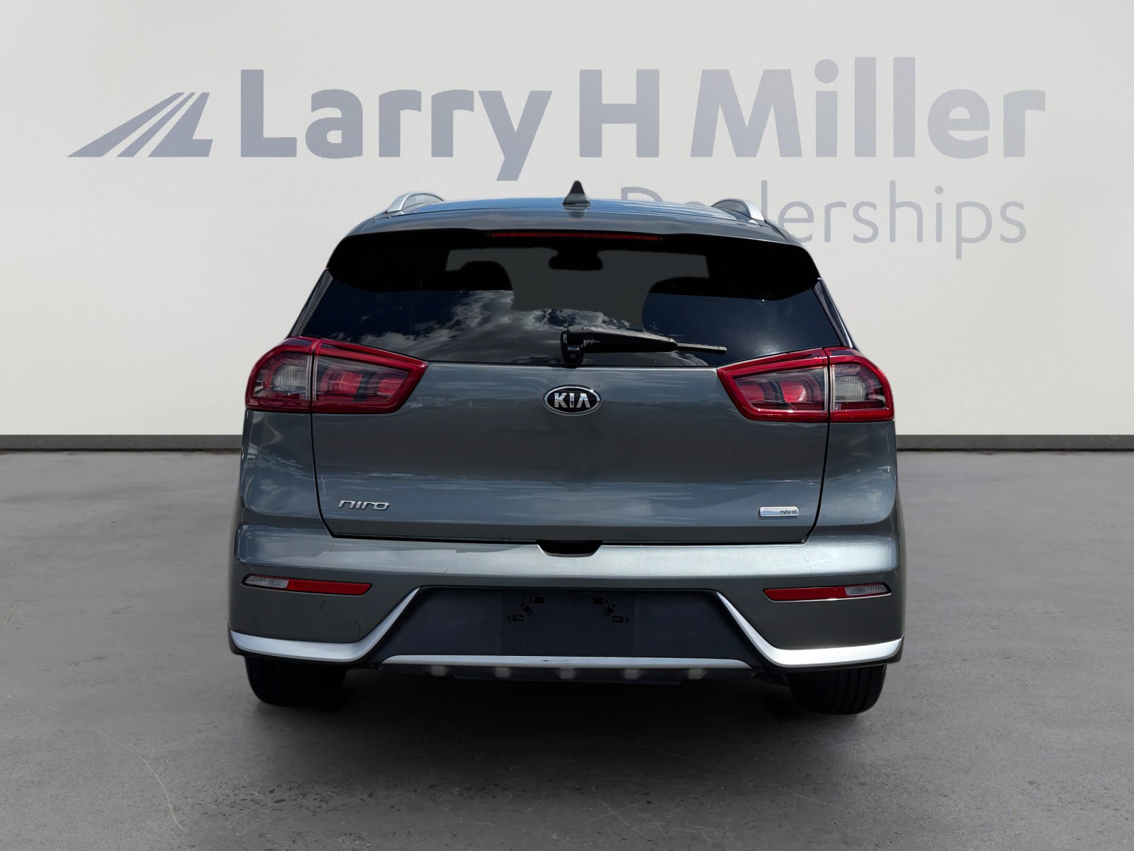 Used 2018 Kia Niro LX image 4