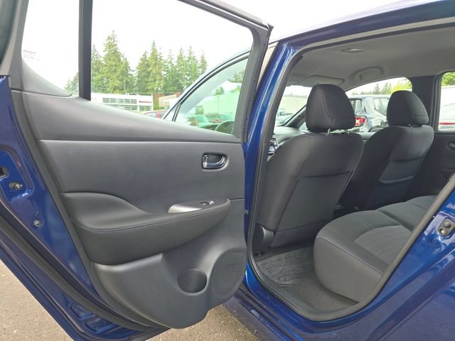 Used 2025 Nissan Leaf S FWD image 11