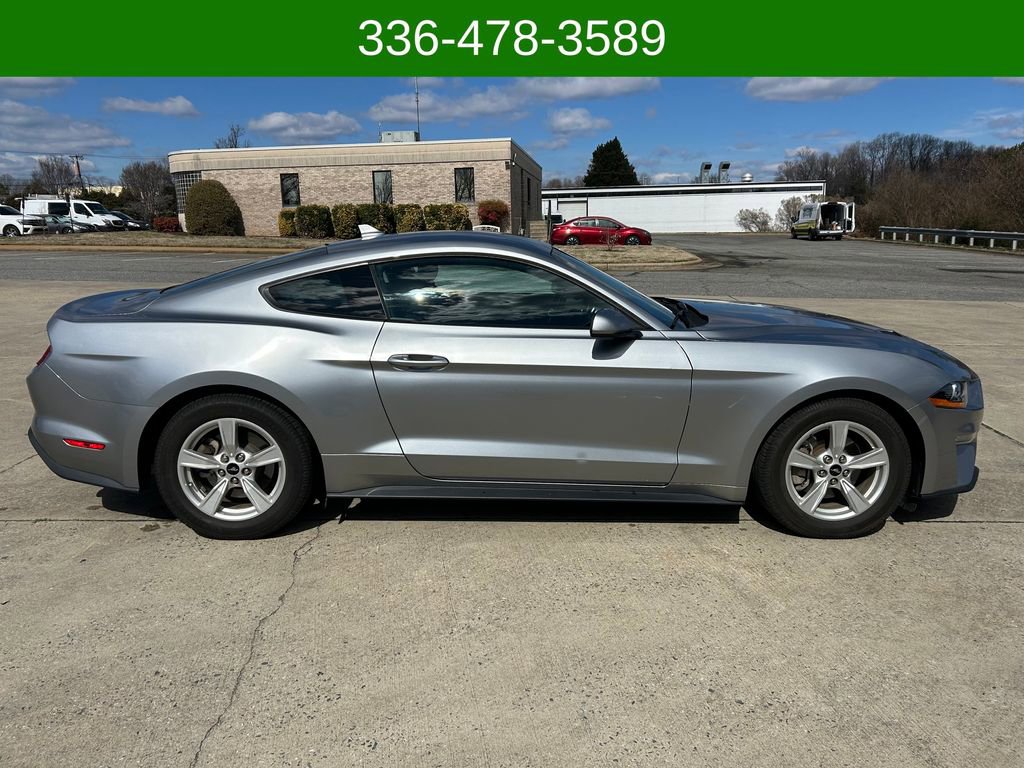 Used 2021 Ford Mustang EcoBoost image 6