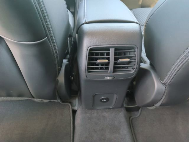 New 2026 Ford Escape SE image 18
