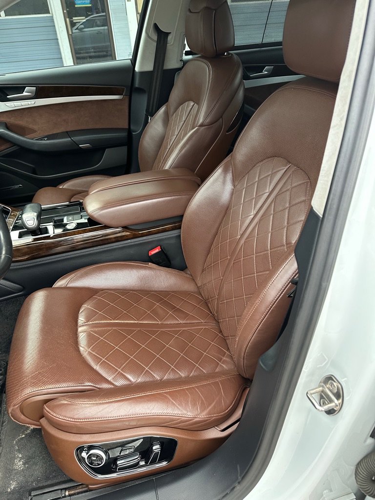 Used 2014 Audi A8 L 4.0T w/ Luxury Package AWD/4WD image 23
