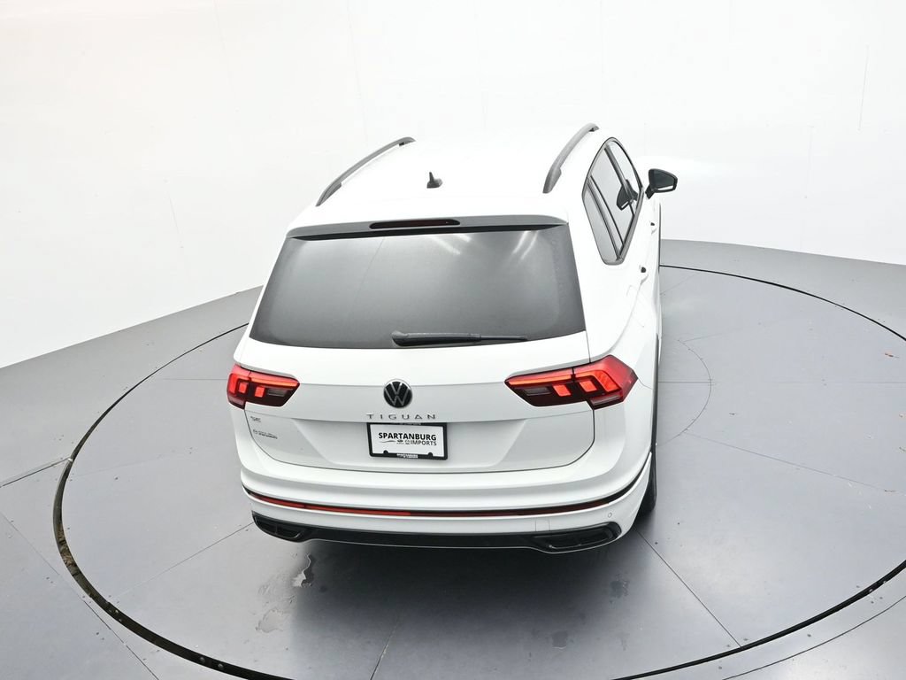 Used 2022 Volkswagen Tiguan SE R-Line FWD image 23