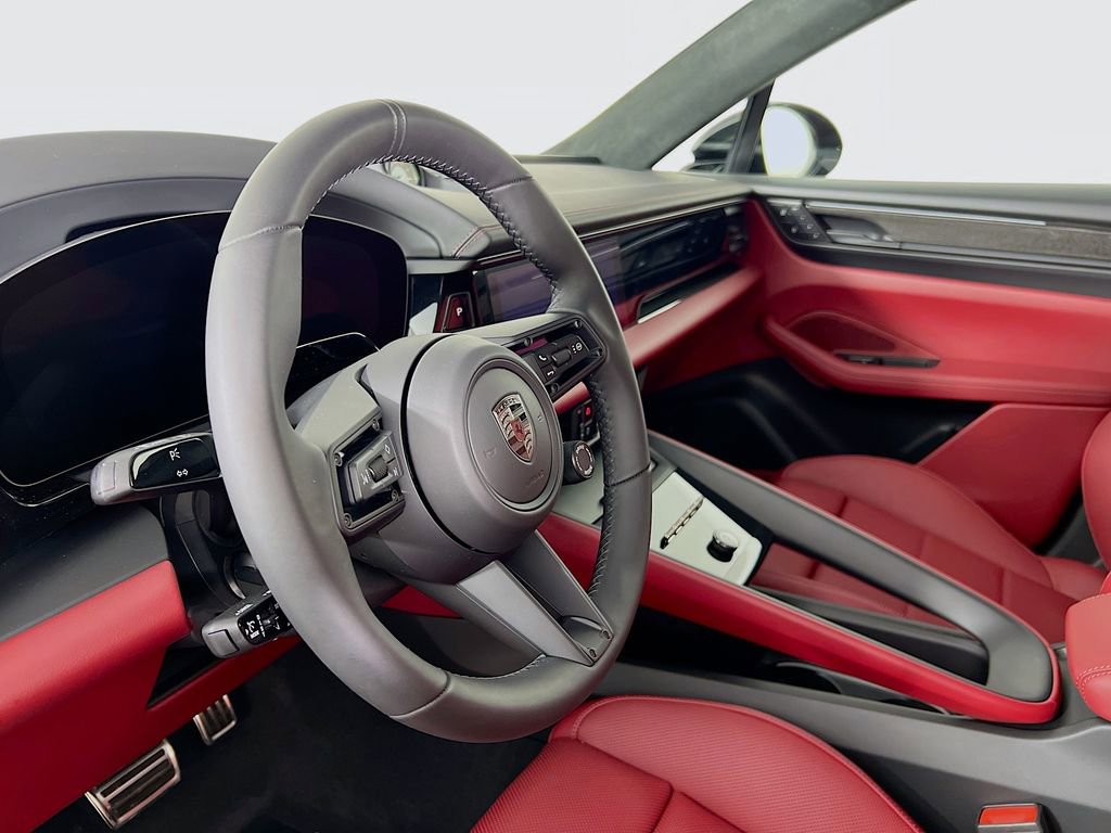 New 2026 Porsche Macan Turbo Electric image 4