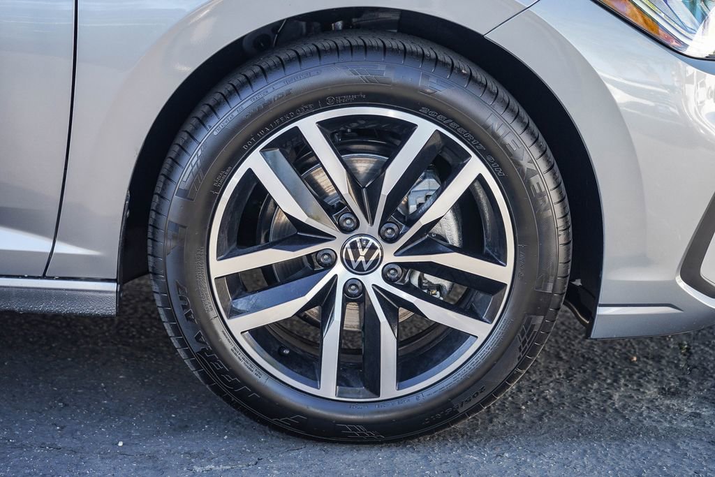 New 2026 Volkswagen Jetta SE image 10