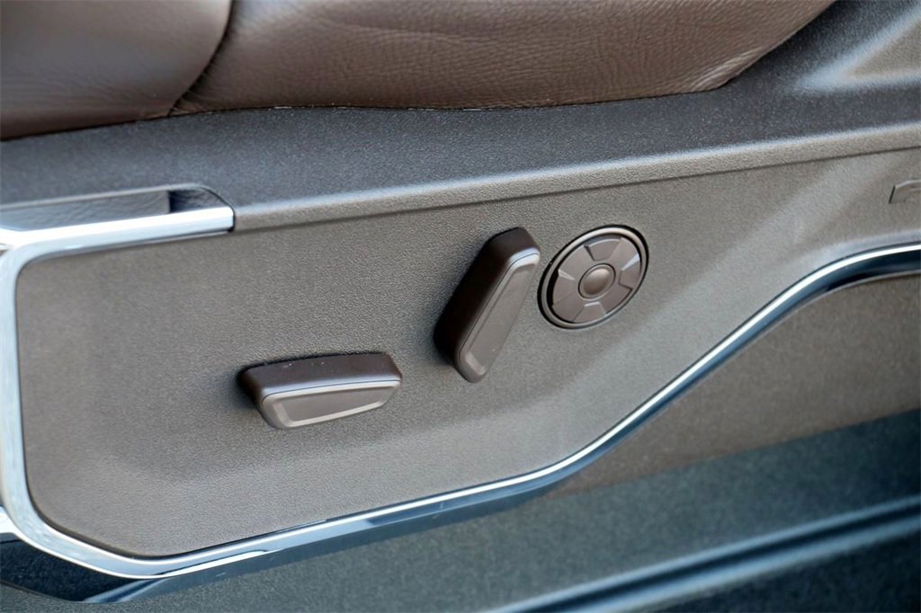 New 2026 Ford F350 King Ranch w/ Chrome Package image 25