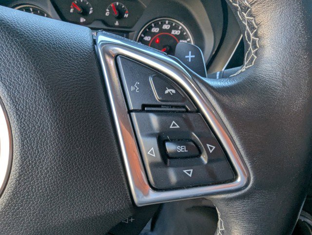 Used 2021 Chevrolet Camaro LT w/ RS Package image 15