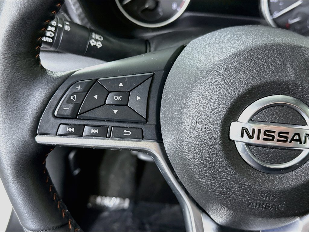 Used 2023 Nissan Sentra SR w/ SR Premium Package FWD image 23