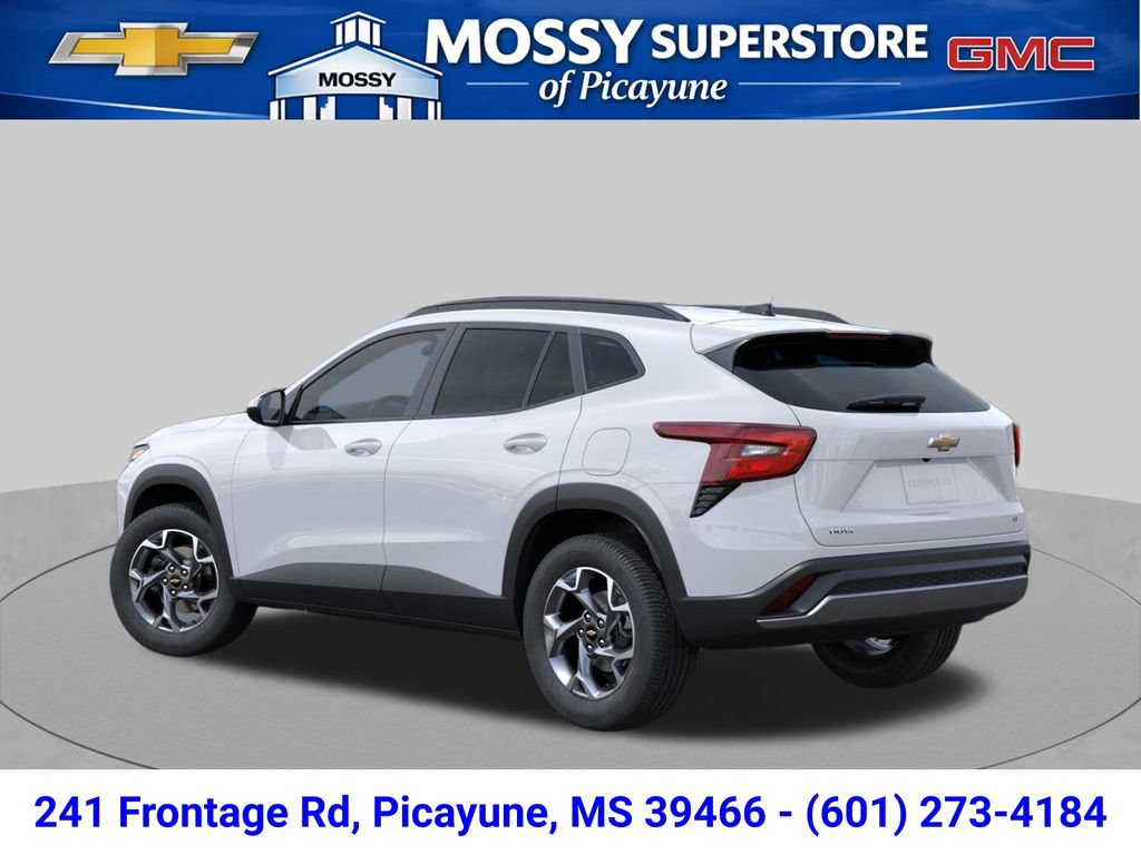 New 2026 Chevrolet Trax LT w/ Sunroof Package FWD image 3