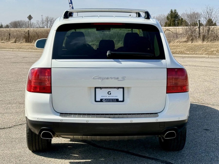 Used 2004 Porsche Cayenne S image 4