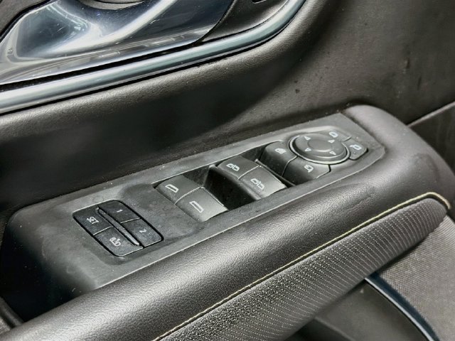 Used 2021 Chevrolet Tahoe Premier AWD/4WD image 18
