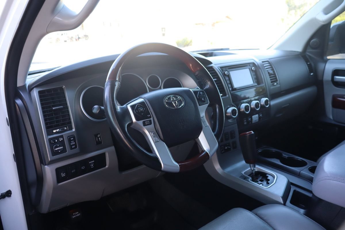 Used 2016 Toyota Sequoia Platinum AWD/4WD image 15