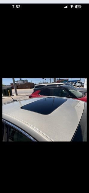 Used 2017 Ford Fusion Titanium FWD image 5