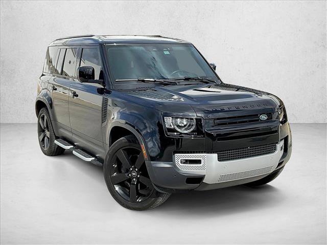 Used 2023 Land Rover Defender 110 SE AWD/4WD image 9