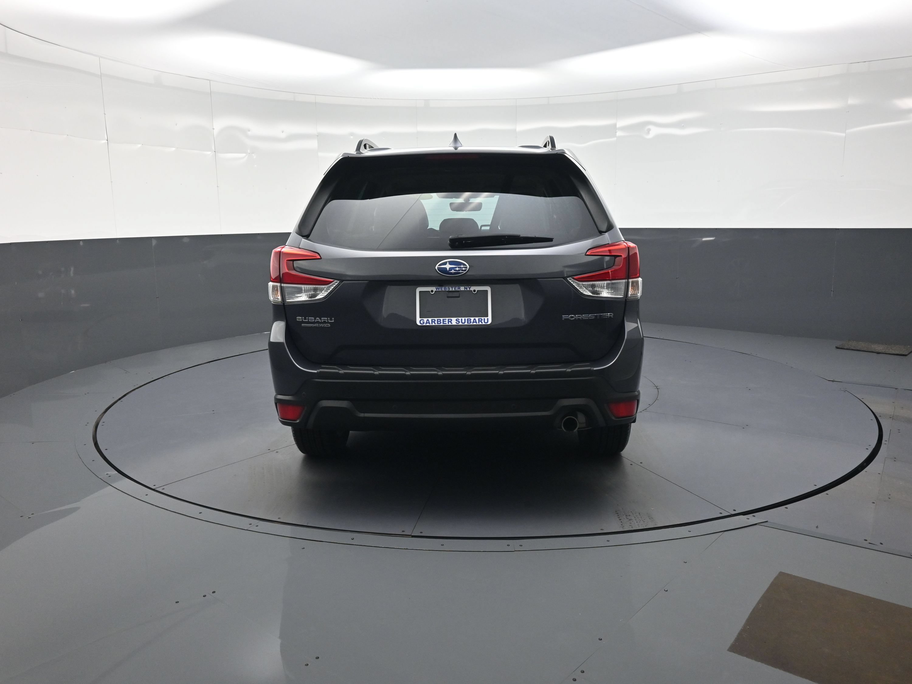 Used 2023 Subaru Forester Limited AWD/4WD image 4