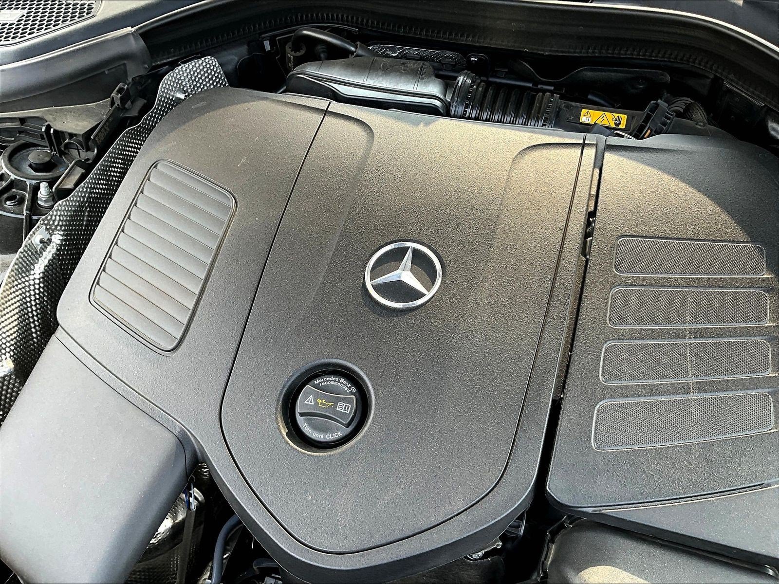 Used 2023 Mercedes-Benz GLC 300 4MATIC image 30