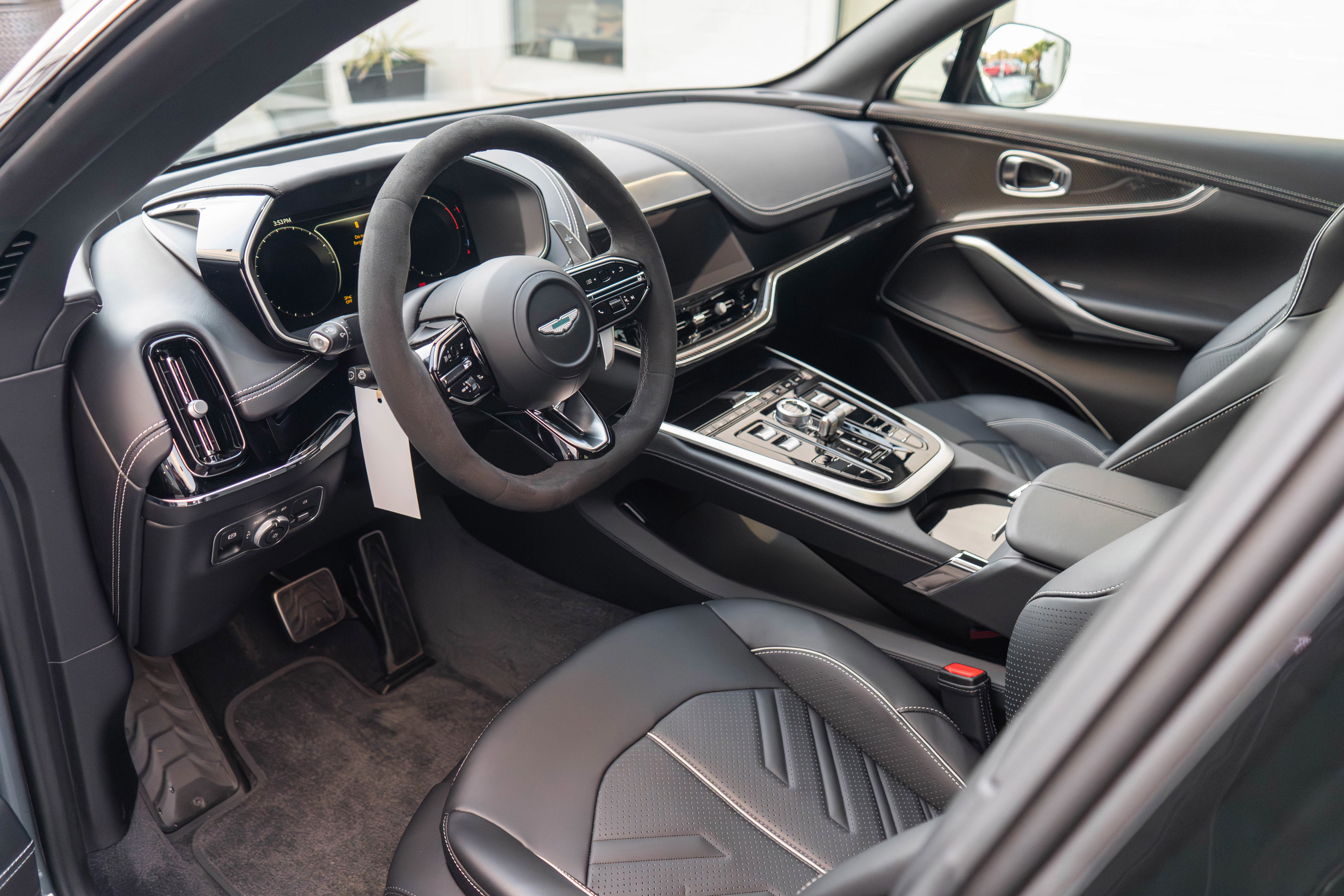 New 2026 Aston Martin DBX S image 3