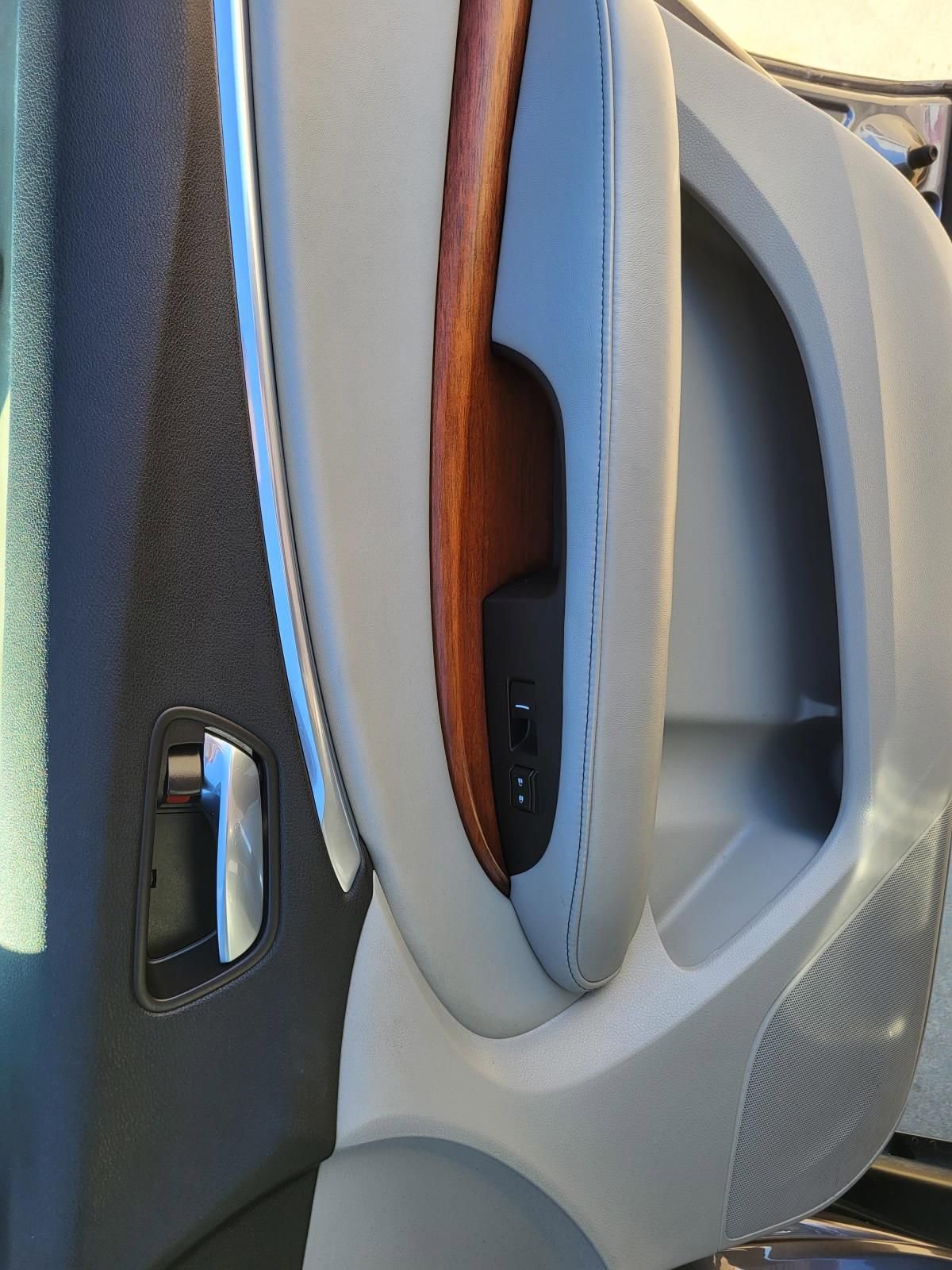 Used 2017 Acura MDX SH-AWD w/ Advance Package image 14