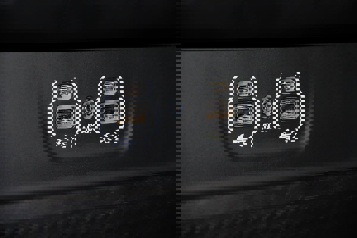 Used 2024 RAM 1500 Laramie image 60