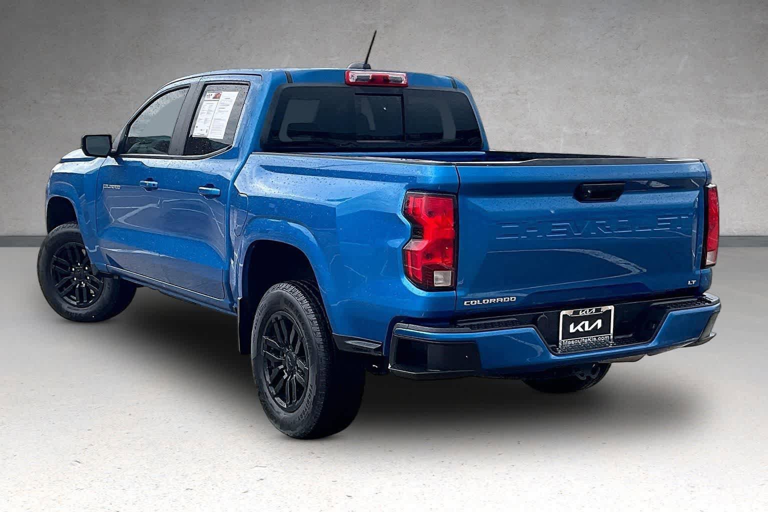 Used 2024 Chevrolet Colorado LT w/ LT Convenience Package RWD image 4