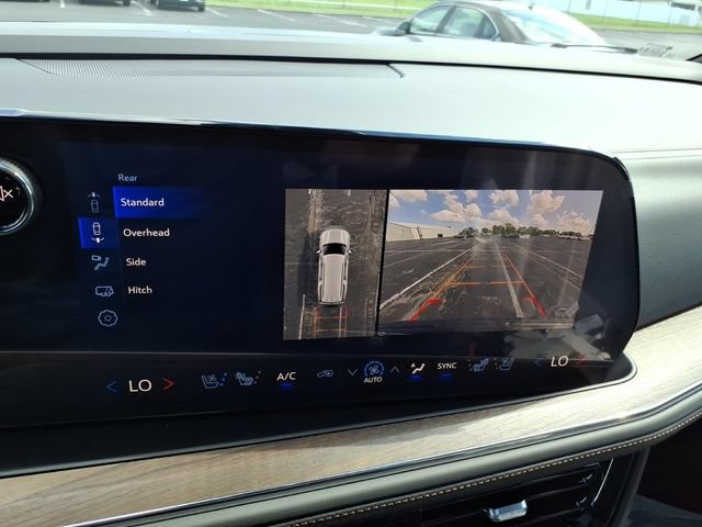 New 2026 Chevrolet Suburban High Country AWD/4WD image 14