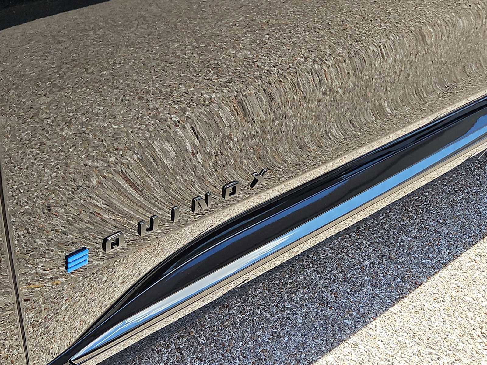 New 2025 Chevrolet Equinox EV RS image 15