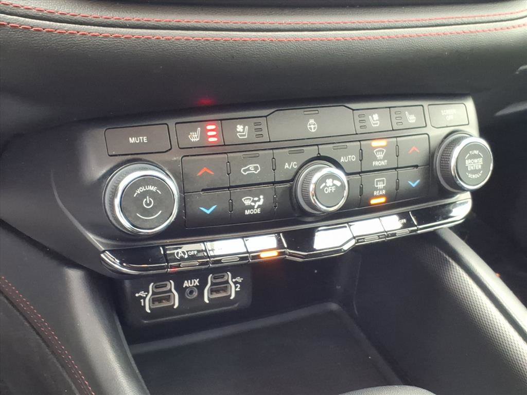 Used 2023 Dodge Durango GT image 14