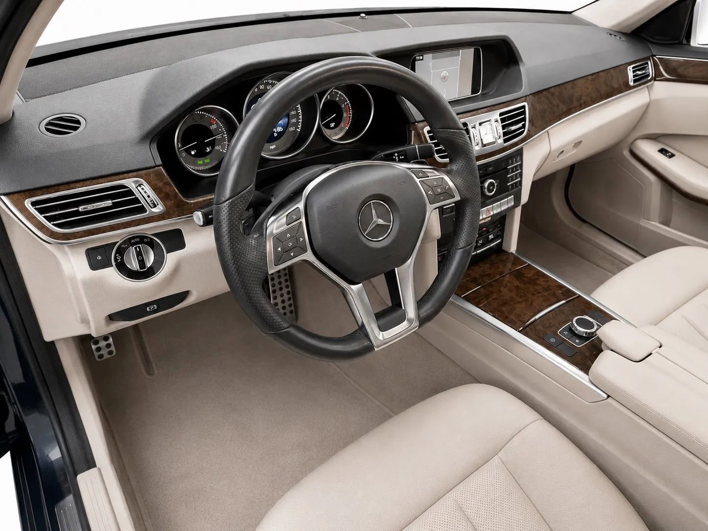 Used 2016 Mercedes-Benz E 350 Sedan image 8