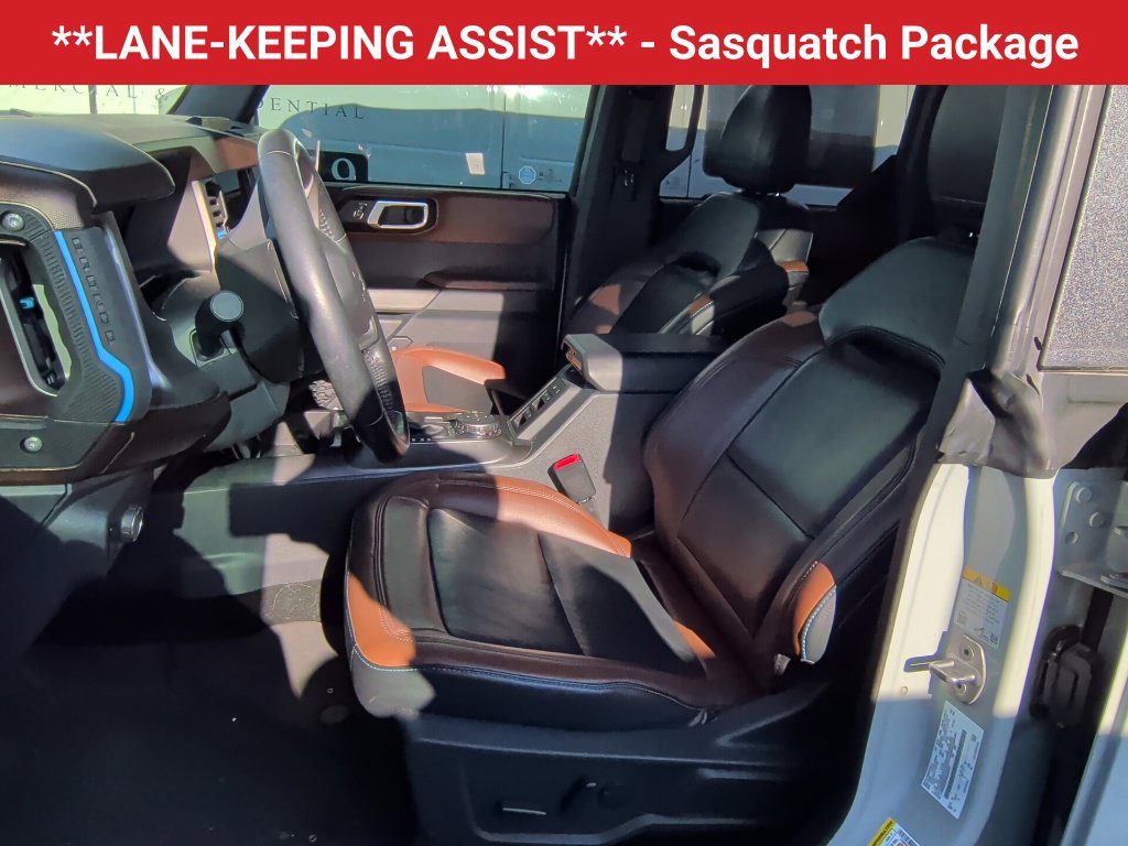 Used 2022 Ford Bronco Outer Banks w/ Sasquatch Package AWD/4WD image 10