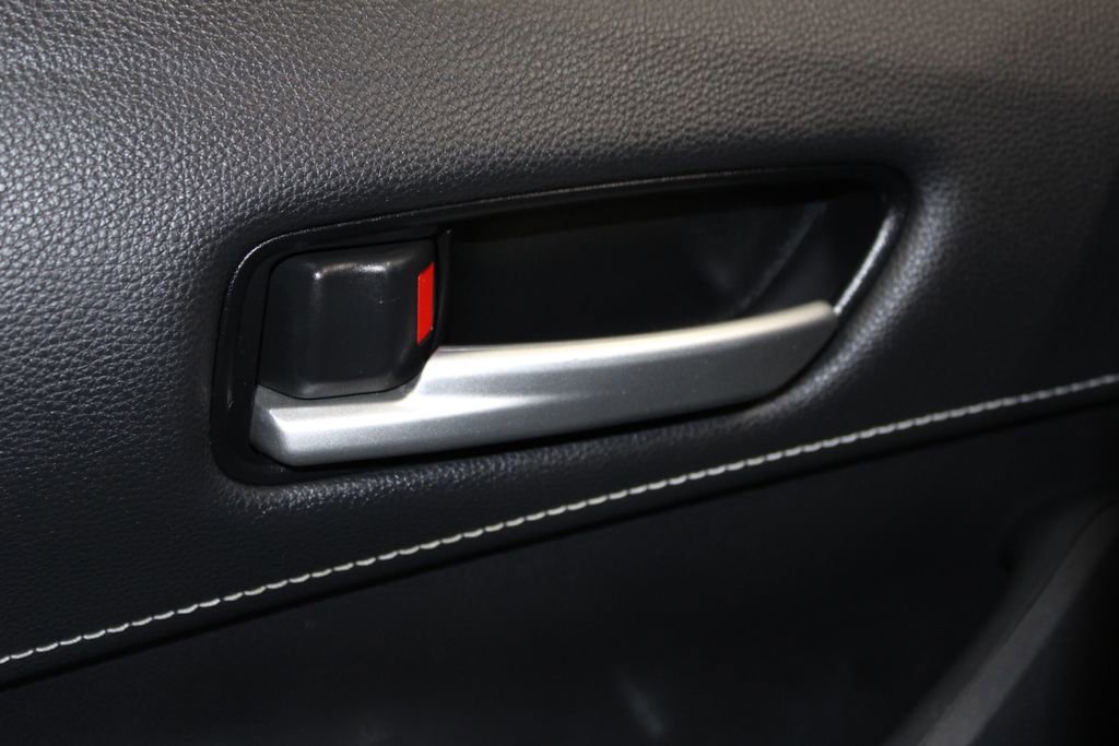Used 2019 Toyota Corolla SE image 37