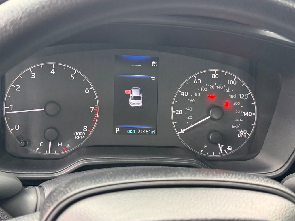 Used 2025 Toyota Corolla LE image 14
